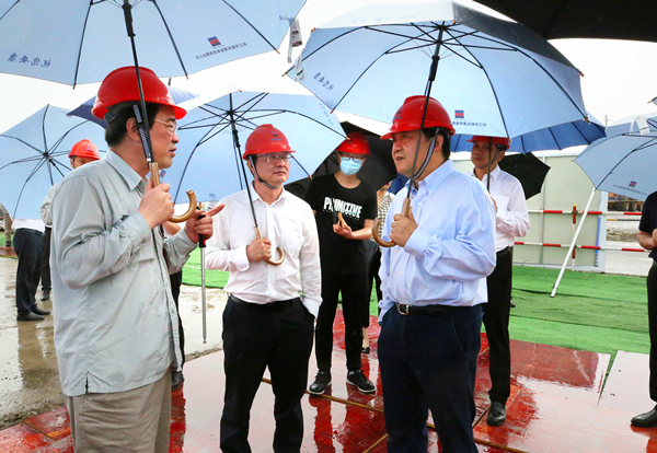 省人大常委会党组副书记、副主任李卫宁(右一)调研爱情岛论坛
乐清电厂三期项目。 楼玮瑶 摄.jpg 省人大常委会党组副书记、副主任李卫宁(右一)调研爱情岛论坛
乐清电厂三期项目。 楼玮瑶 摄.jpg